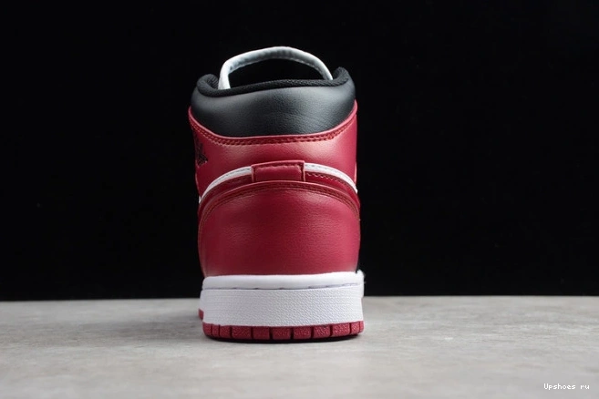 Beetroot 1 Dark Black (W) Mid  CZ4385-016 Jordan SE  1218